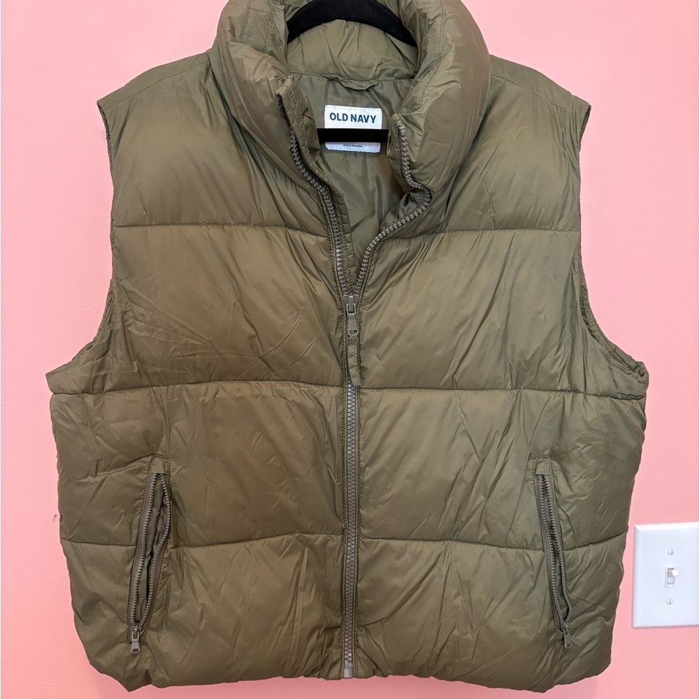 Old Navy Olive Green Puffer Vest